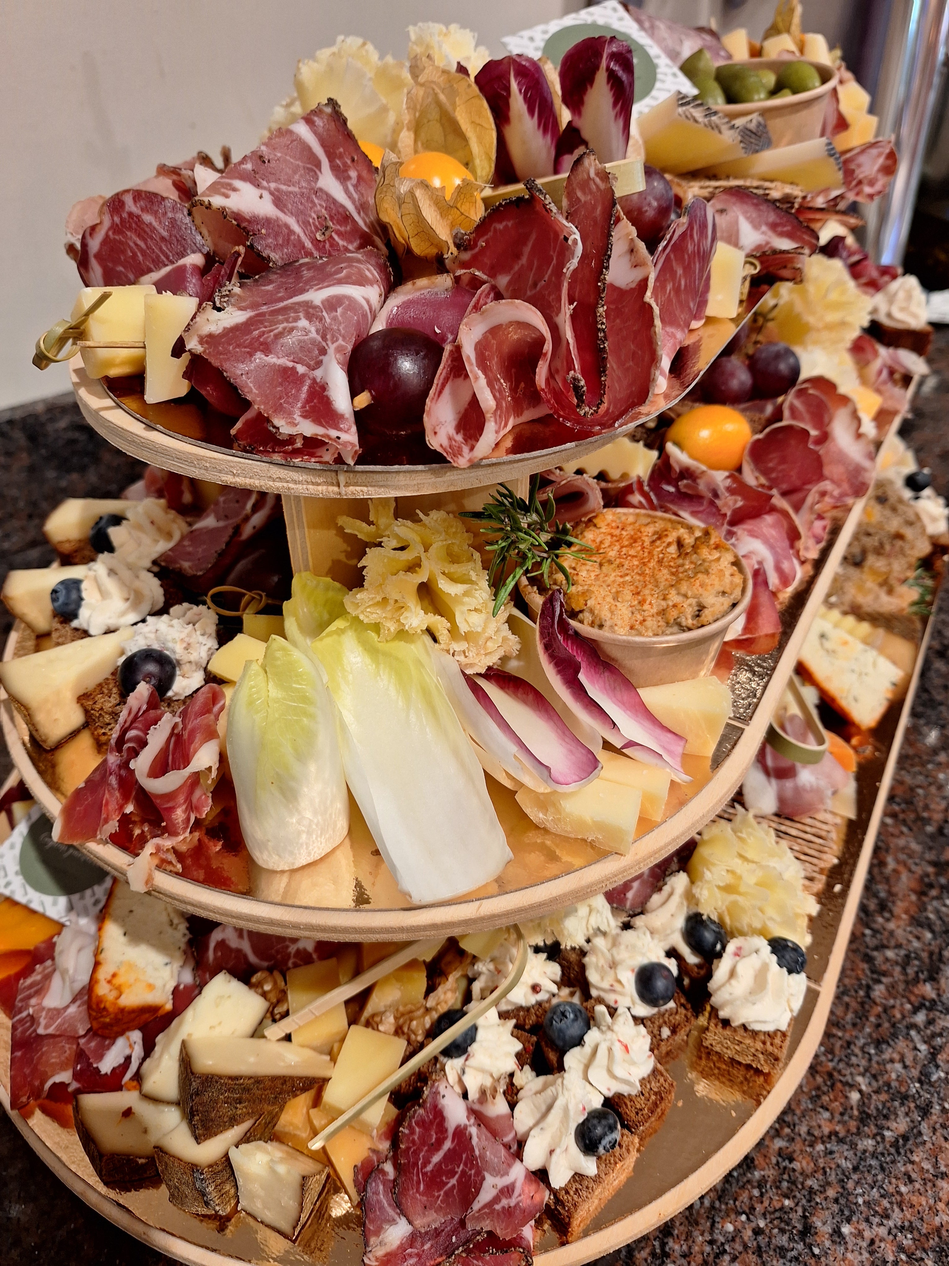 Buffet dinatoire Charcuteries et Fromages